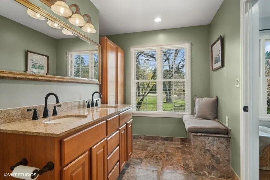 1674 Bowling Green Dr, ,  60045, USA 60045-Lake Forest-IL