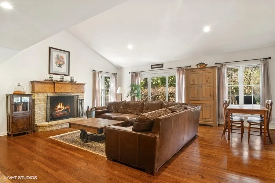 1674 Bowling Green Dr, ,  60045, USA 60045-Lake Forest-IL