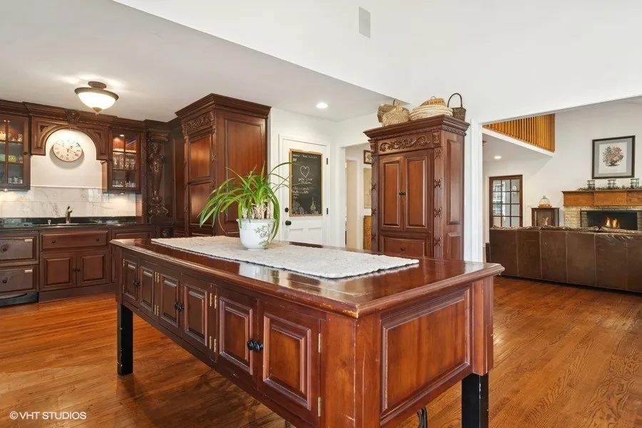 1674 Bowling Green Dr, ,  60045, USA 60045-Lake Forest-IL