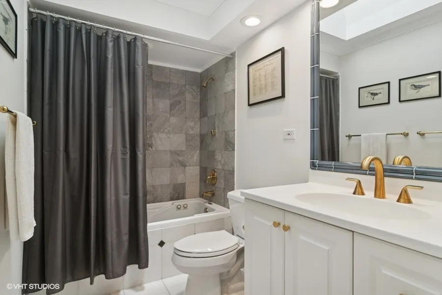 1674 Bowling Green Dr, ,  60045, USA 60045-Lake Forest-IL