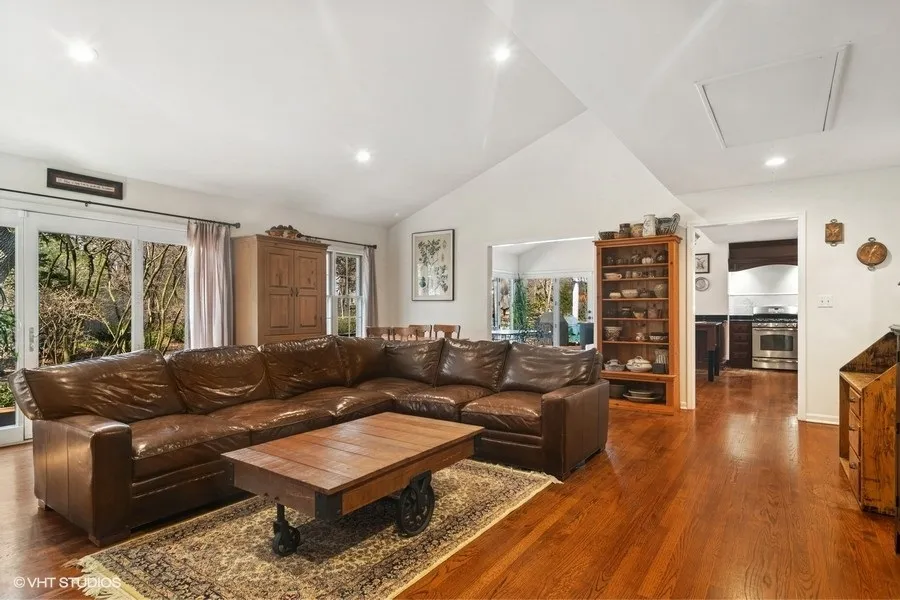 1674 Bowling Green Dr, ,  60045, USA 60045-Lake Forest-IL