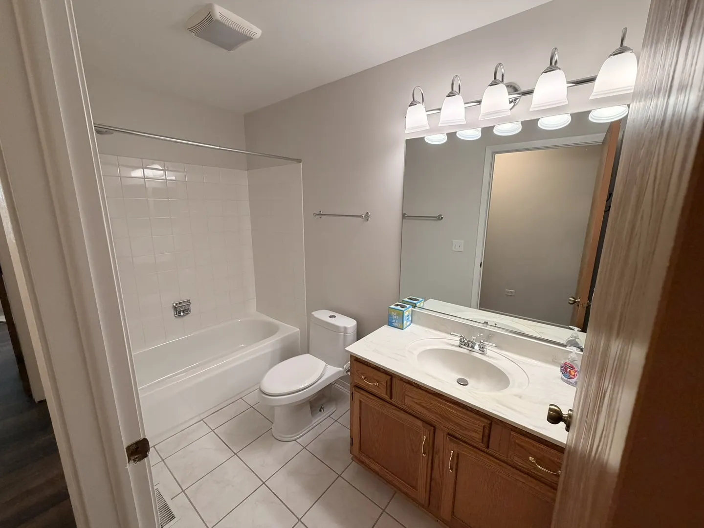2858 Meadow Ln, ,  60193, USA 60193-unit#Z1-Schaumburg-IL