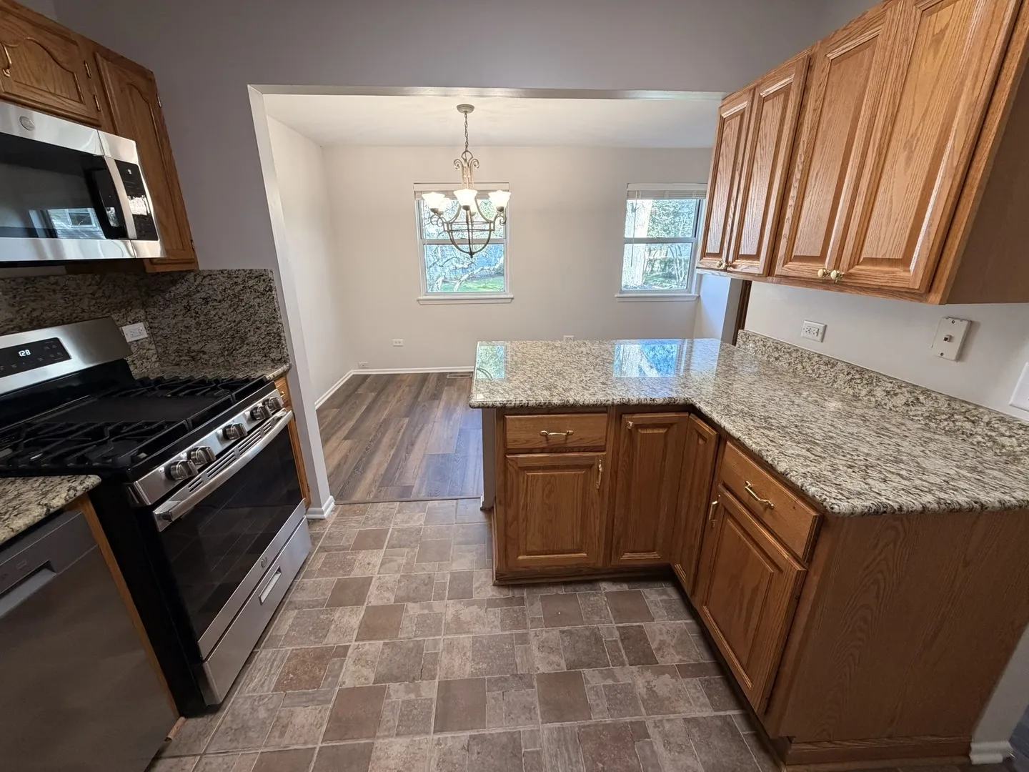 2858 Meadow Ln, ,  60193, USA 60193-unit#Z1-Schaumburg-IL