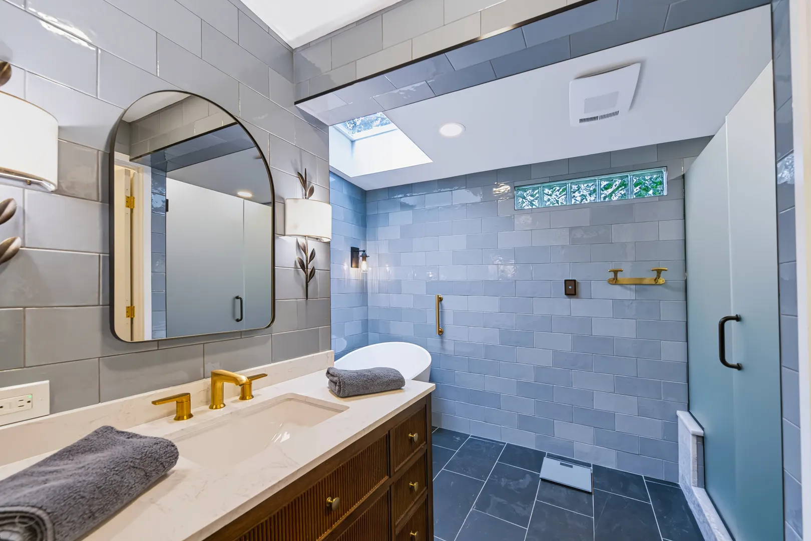 600 Hill St, , 60035, USA 60035-Highland Park-IL