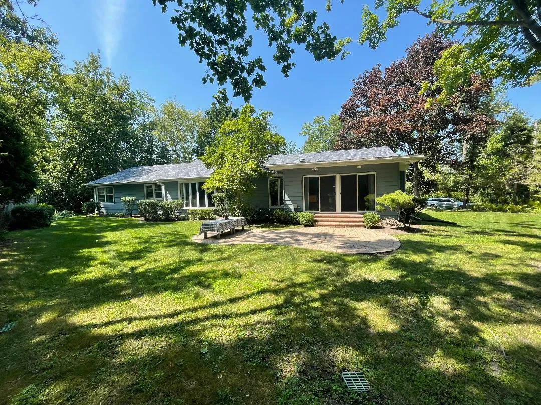 515 E Blodgett Ave, , 60044, USA 60044-Lake Bluff-IL