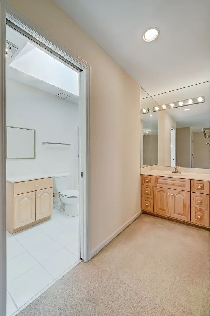 6515 Manor Dr, ,  60527, USA 60527-Burr Ridge-IL