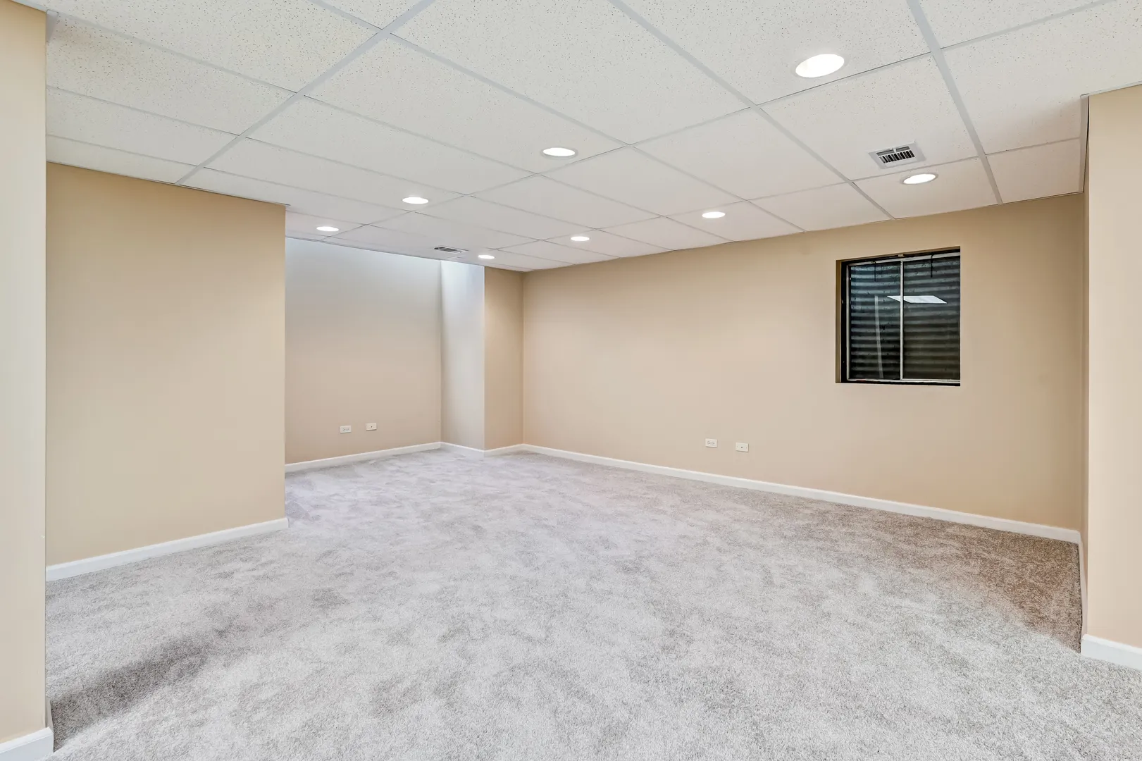 6515 Manor Dr, ,  60527, USA 60527-Burr Ridge-IL
