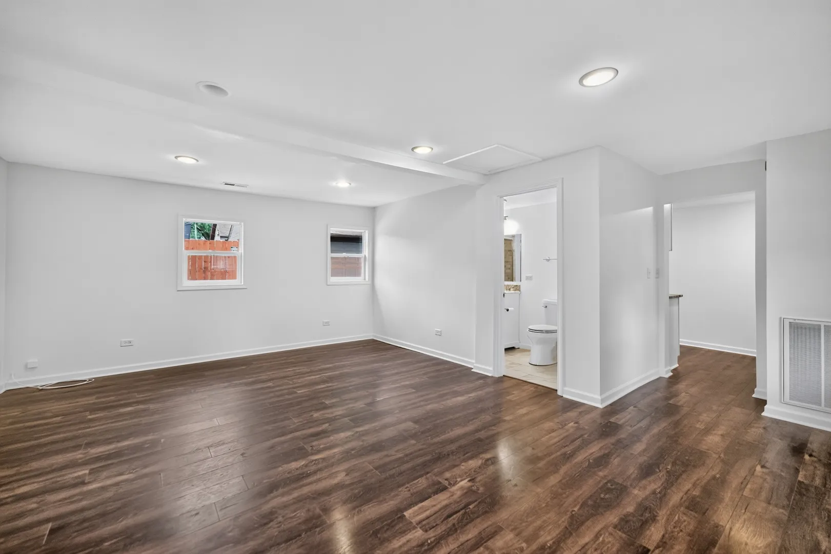 1337 Henry Ave, , 60016, USA 60016-unit#CH-Des Plaines-IL
