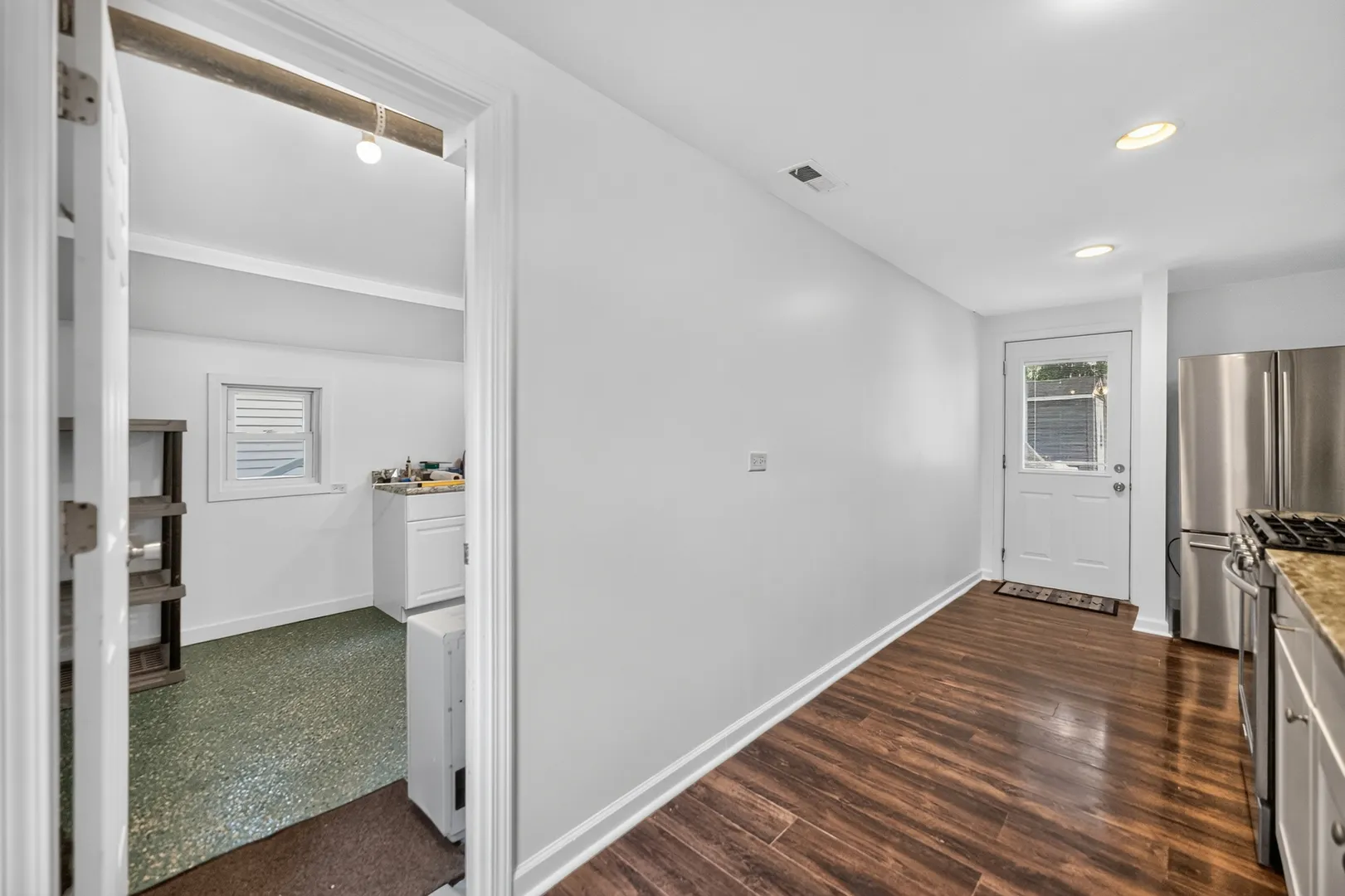 1337 Henry Ave, , 60016, USA 60016-unit#CH-Des Plaines-IL