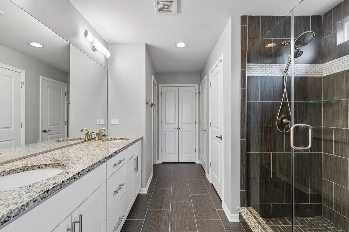 43 Palisades Blvd, , 60047, USA 60047-Hawthorn Woods-IL