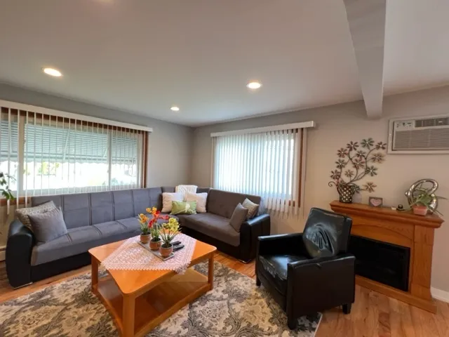 8887 N Grace Ave, ,  60714, USA 60714-unit#1-Niles-IL