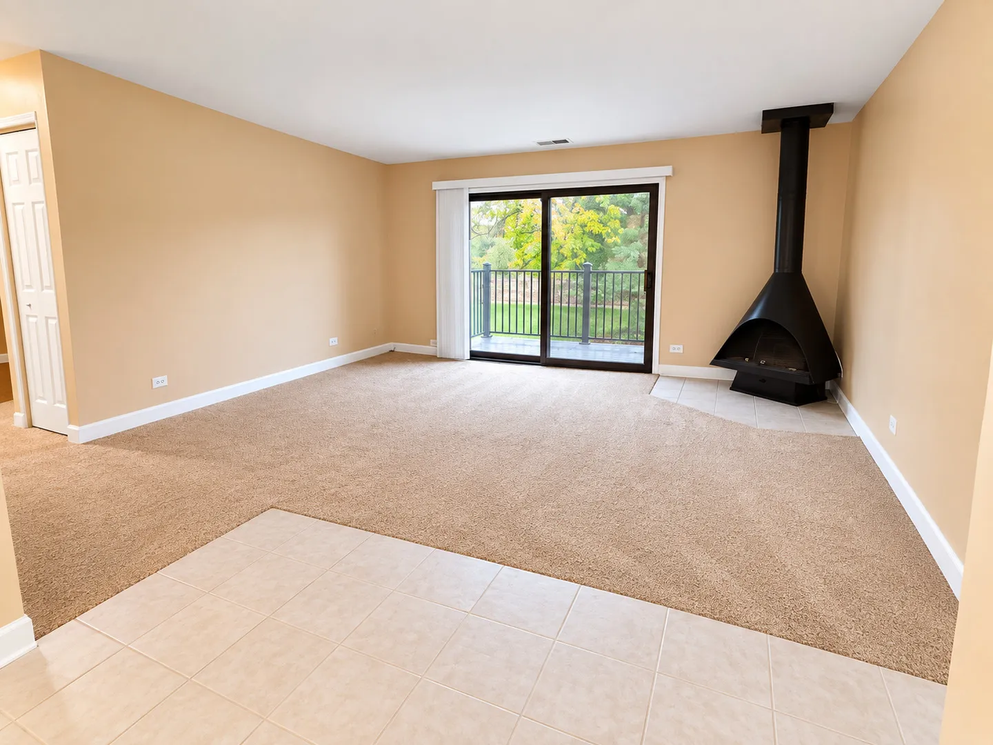 703 Waterford Rd S, ,  60193, USA 60193-unit#2B-Schaumburg-IL