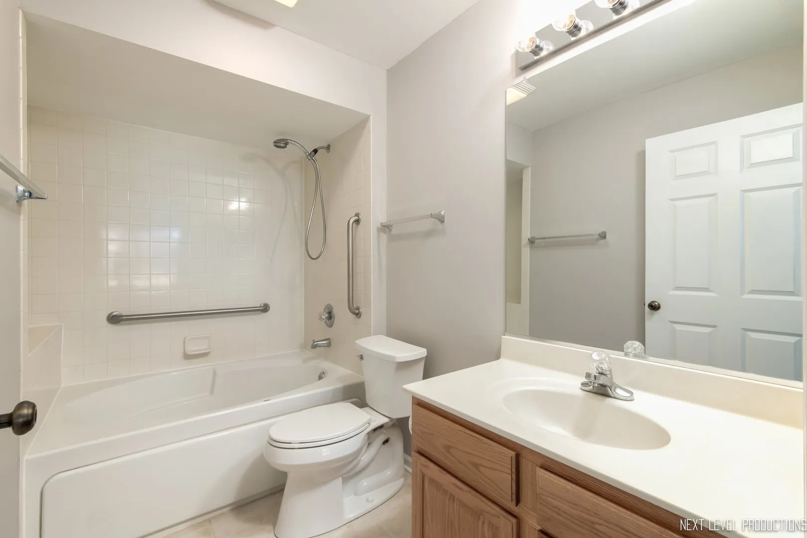 2932 Bartlett Ct, , 60564, USA 60564-unit#104-Naperville-IL