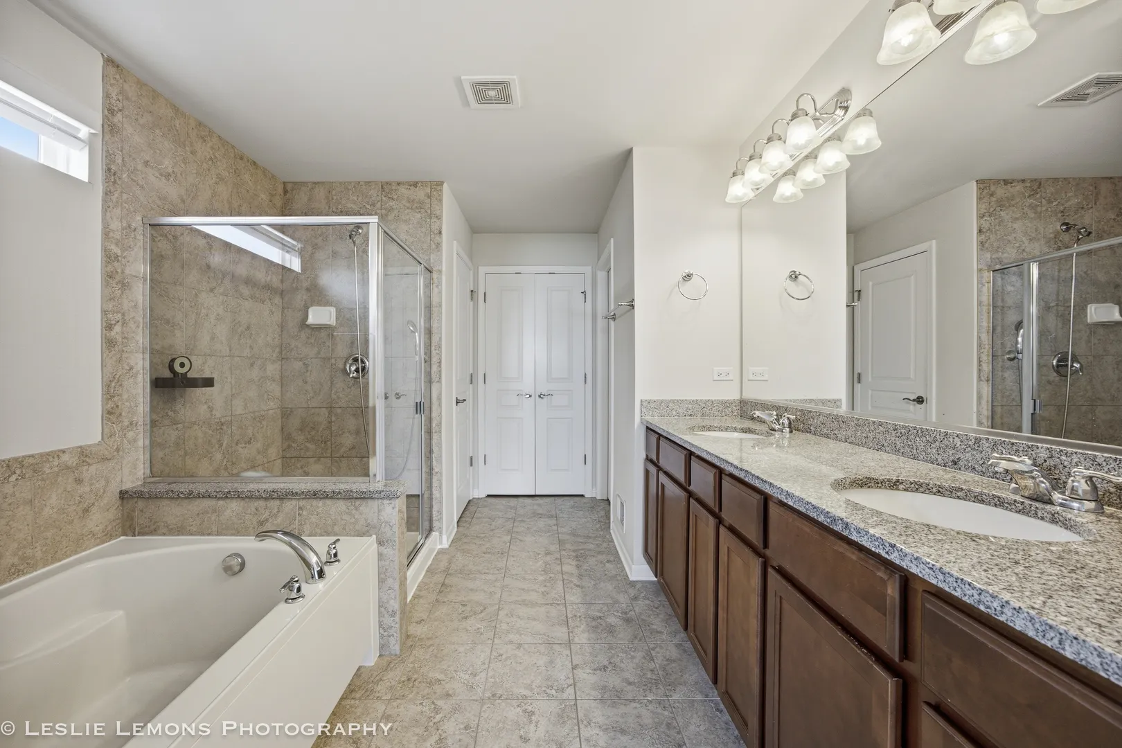 4212 Fraser Cir, ,  60564, USA 60564-Naperville-IL