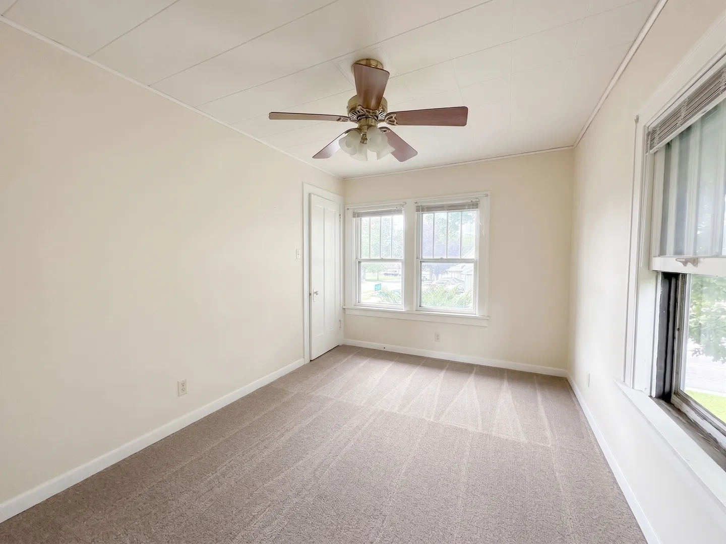 204 E South St, , 60098, USA 60098-Woodstock-IL