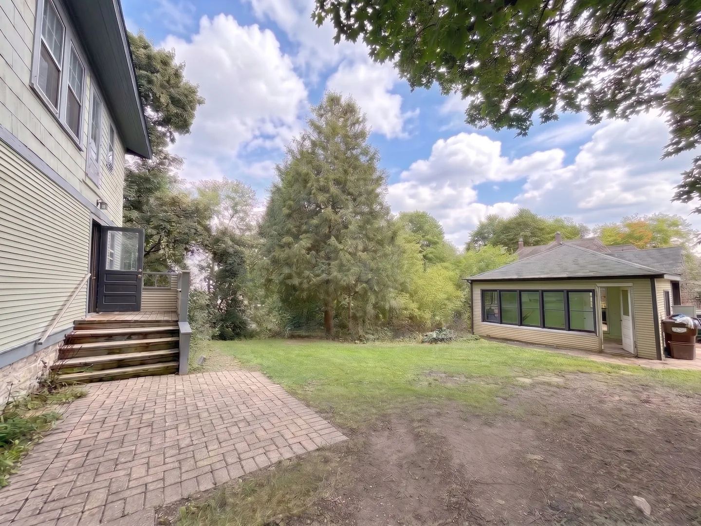 204 E South St, , 60098, USA 60098-Woodstock-IL