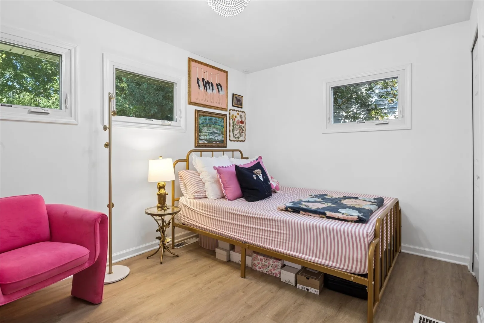 644 W Ave, , 60521, USA 60521-Hinsdale-IL