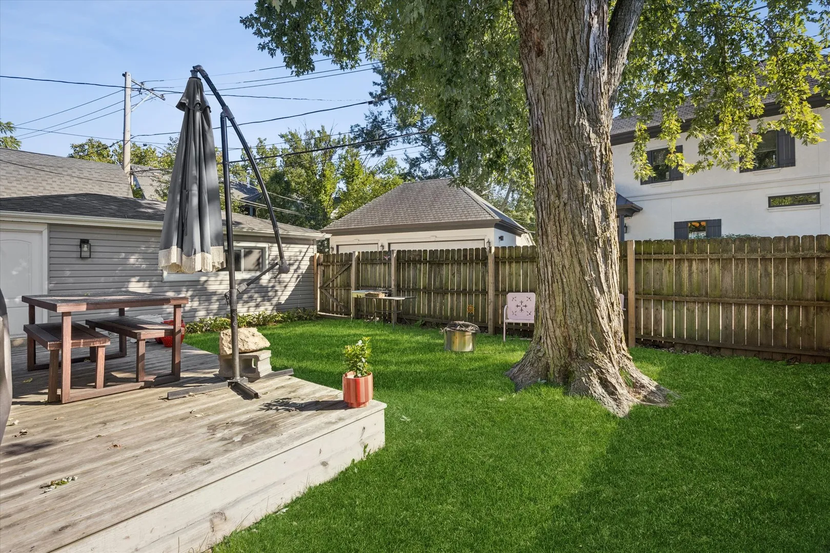 644 W Ave, , 60521, USA 60521-Hinsdale-IL
