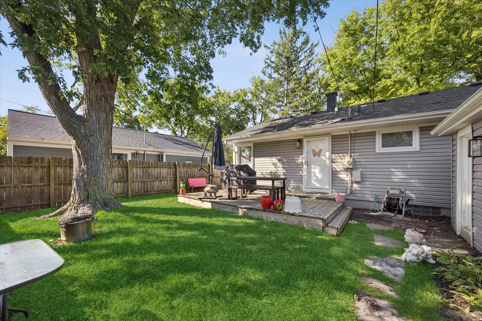 644 W Ave, , 60521, USA 60521-Hinsdale-IL