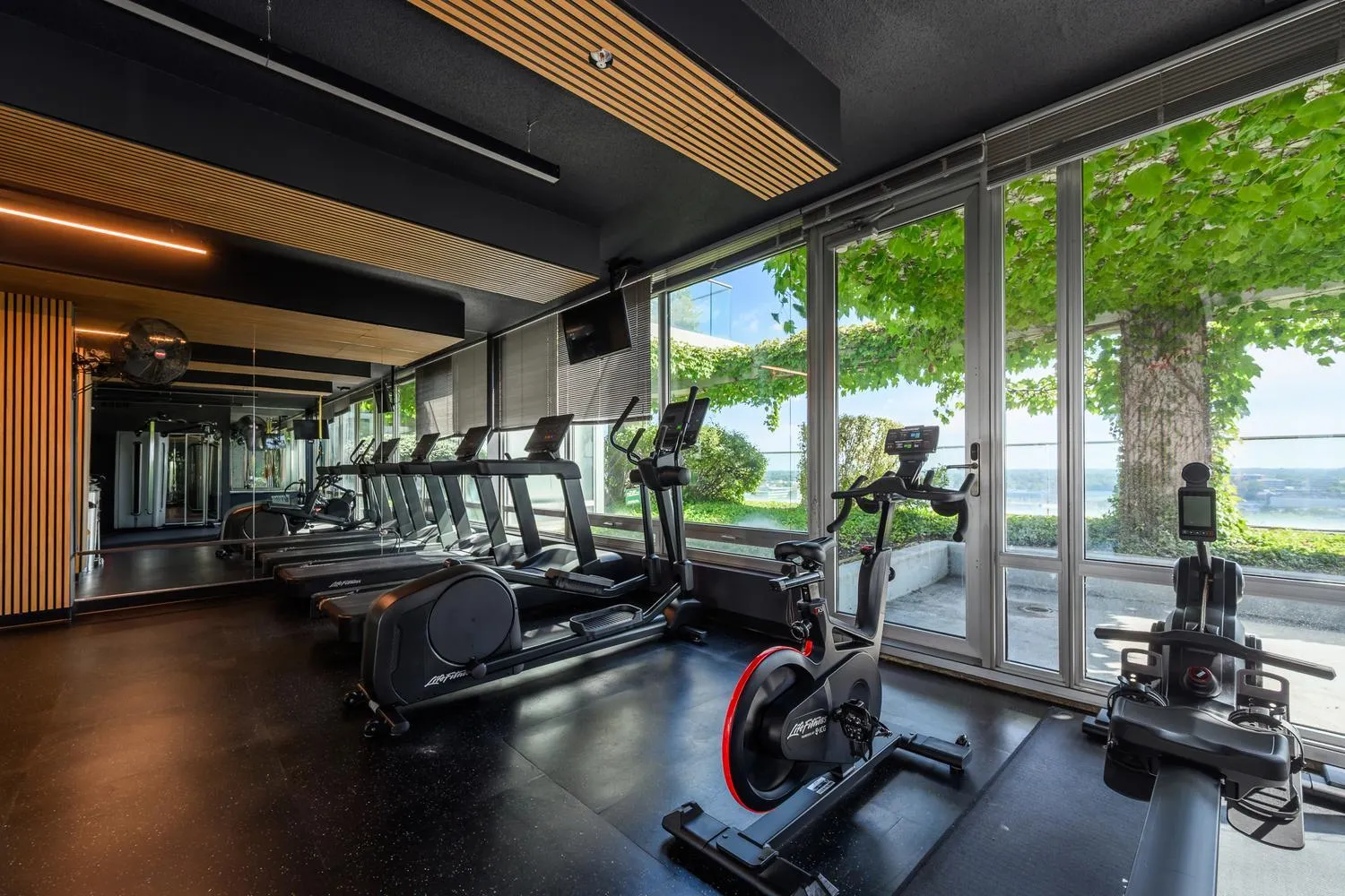 9715 Woods Dr, , 60077, USA 60077-unit#1806-Skokie-IL