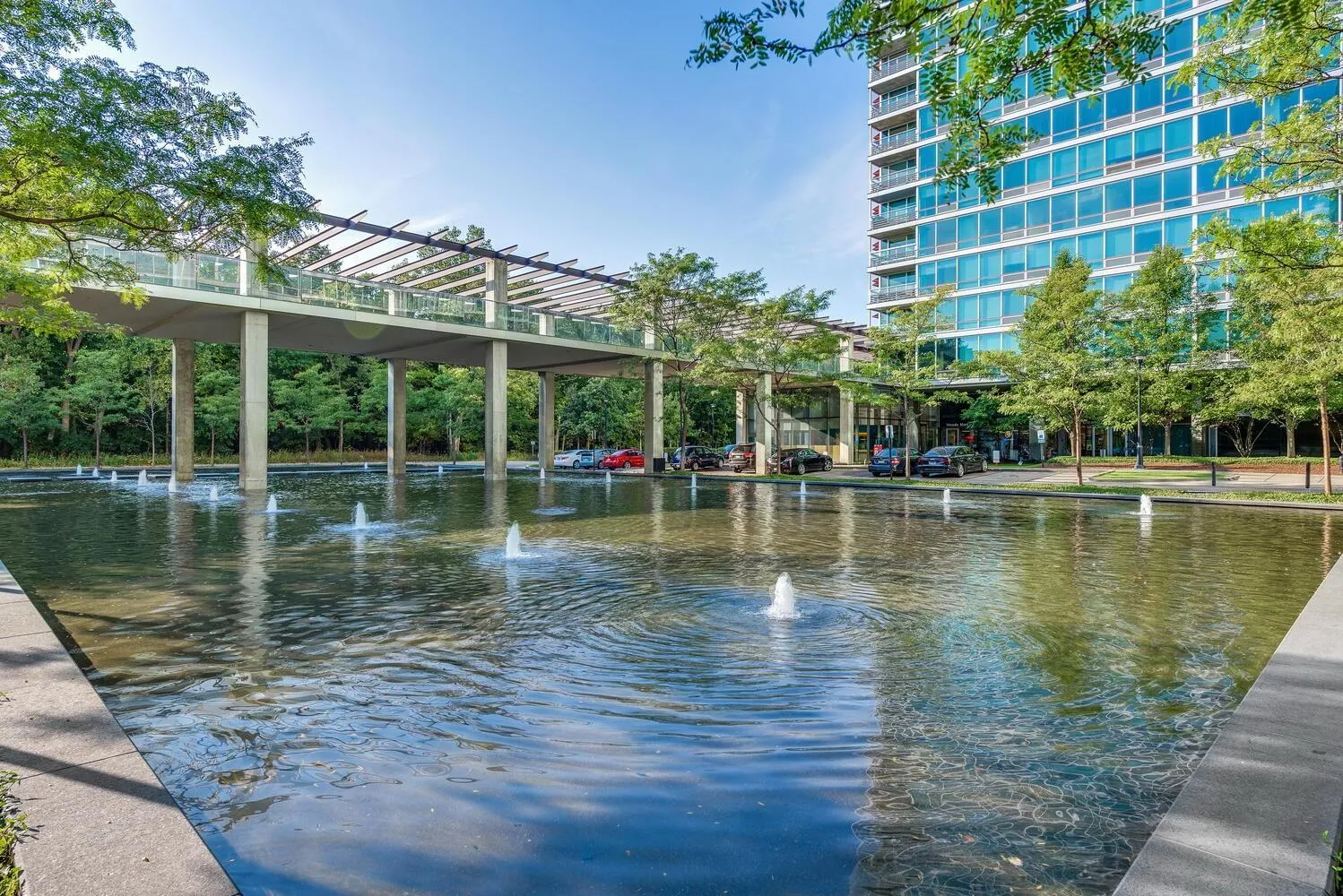 9715 Woods Dr, , 60077, USA 60077-unit#1806-Skokie-IL
