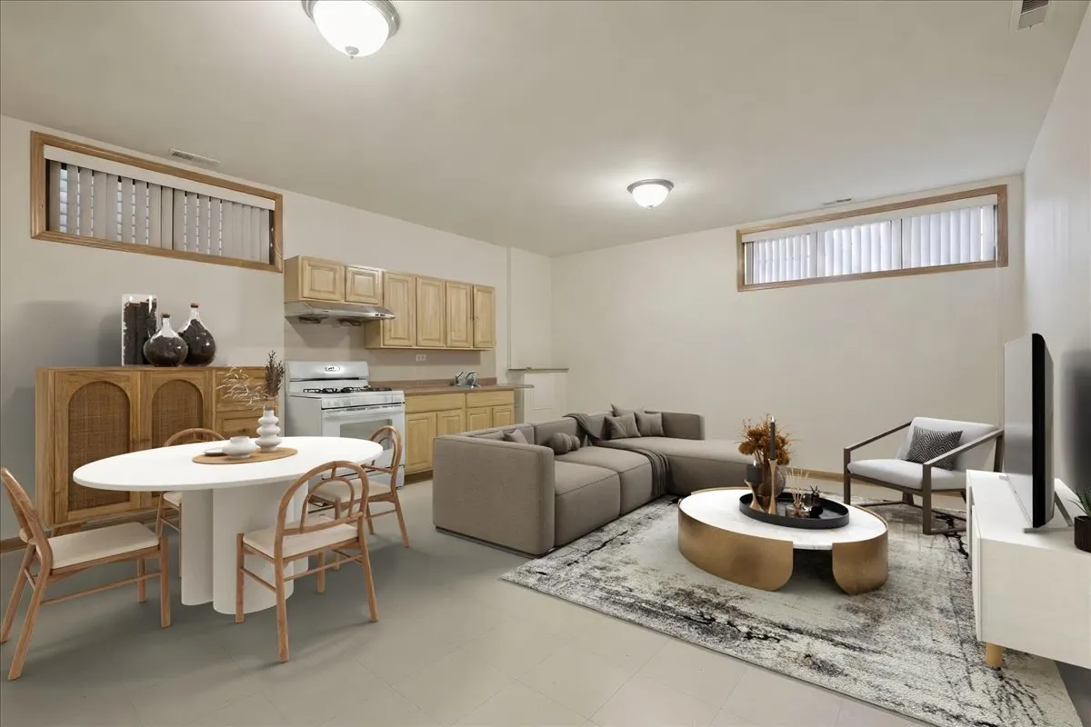 2911 S Farrell St, ,  60608, USA 60608-Chicago-IL