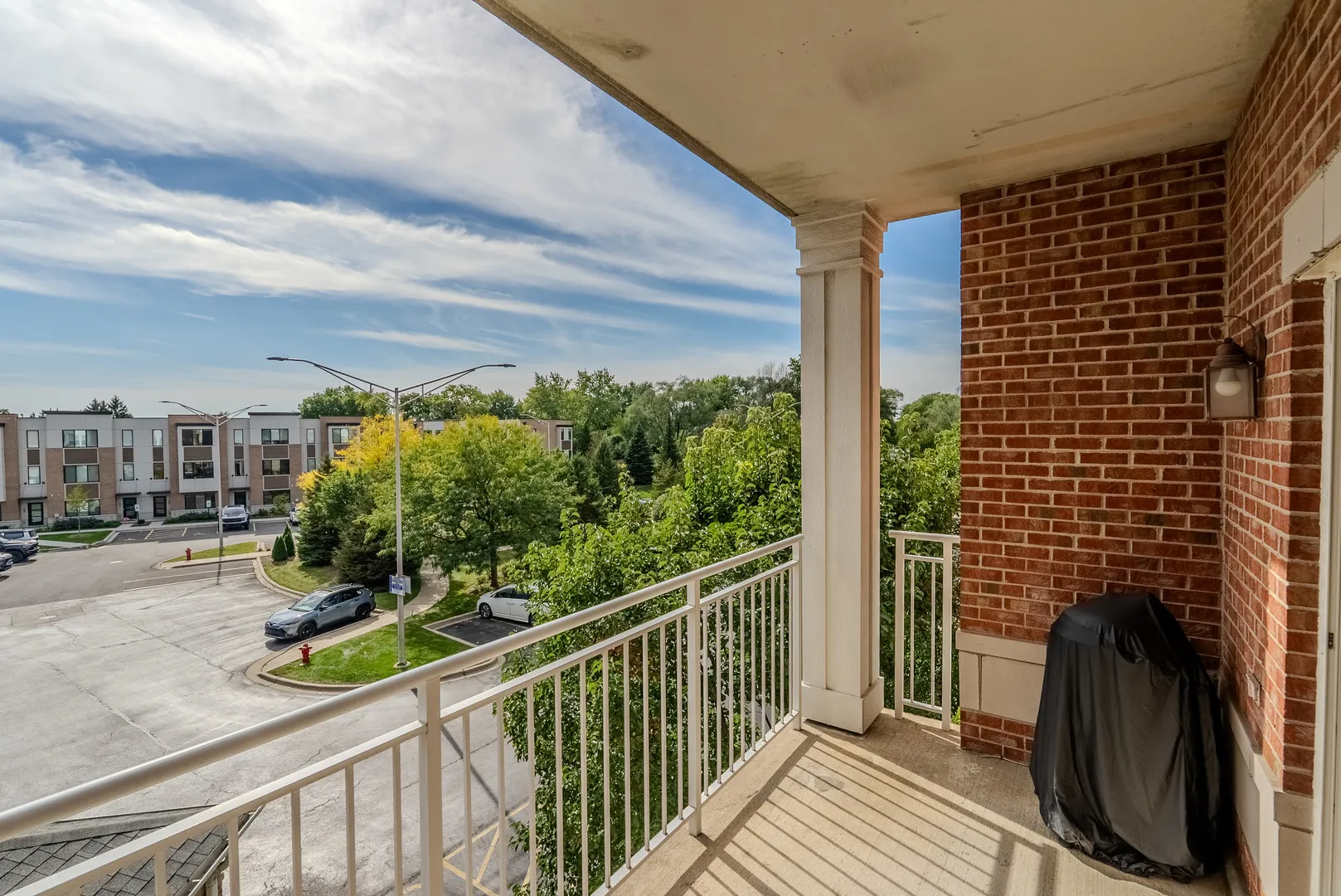 153 Pointe Dr, , 60062, USA 60062-unit#2201-Northbrook-IL