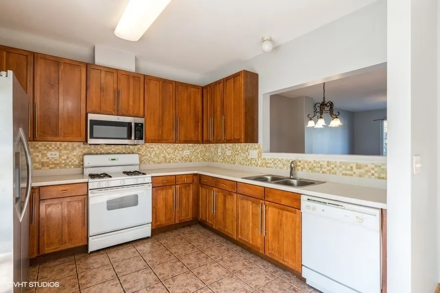 732 Hanbury Dr, , 60016, USA 60016-unit#31-Des Plaines-IL