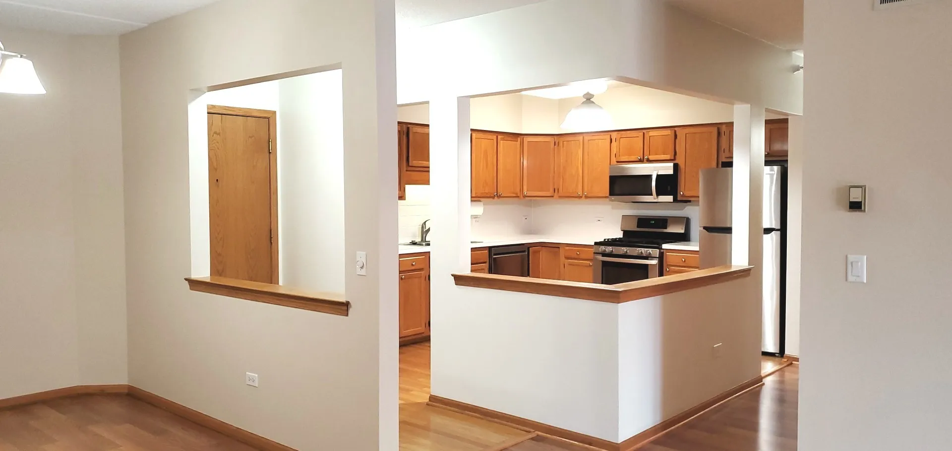 5000 Oakton St, ,  60077, USA 60077-unit#210-Skokie-IL