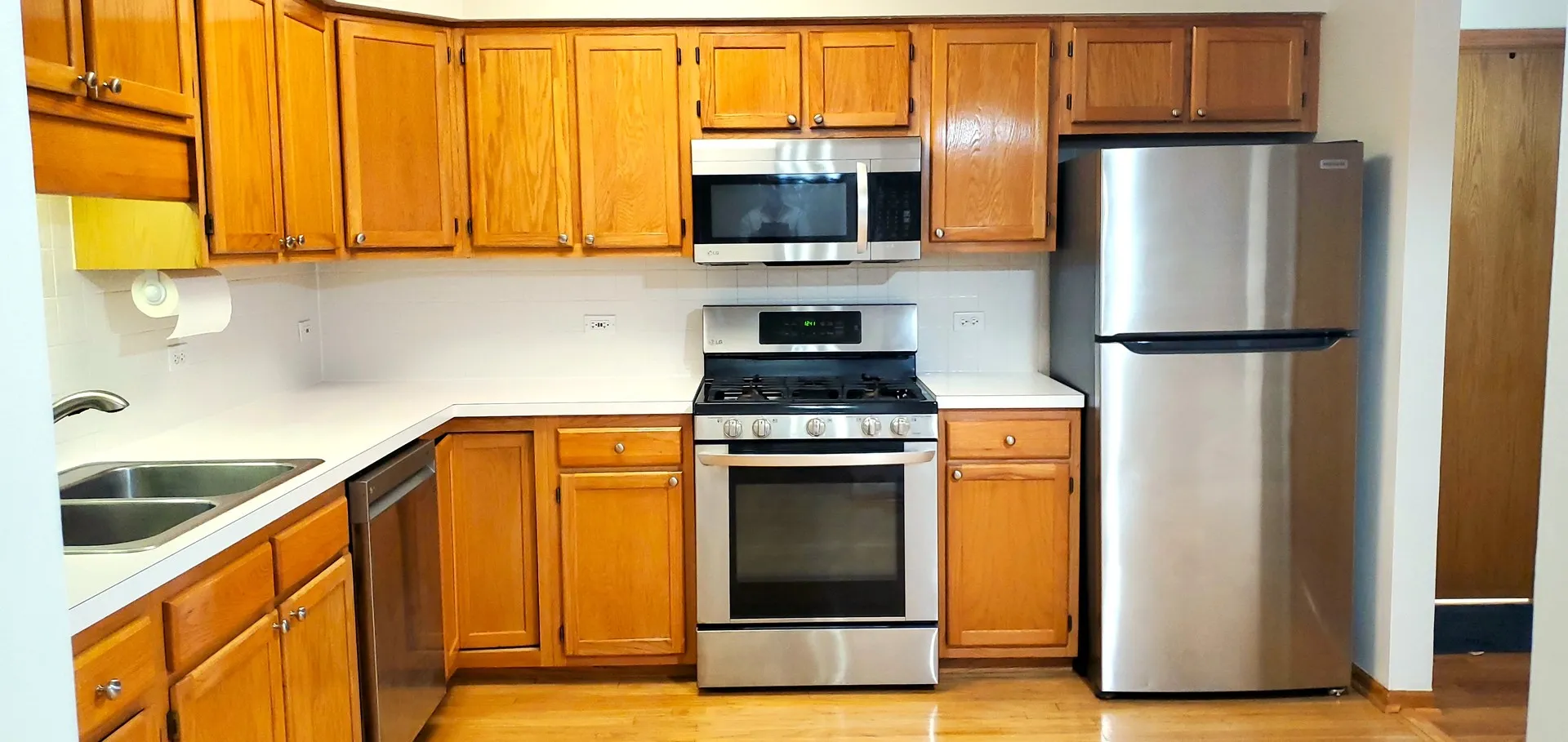 5000 Oakton St, ,  60077, USA 60077-unit#210-Skokie-IL