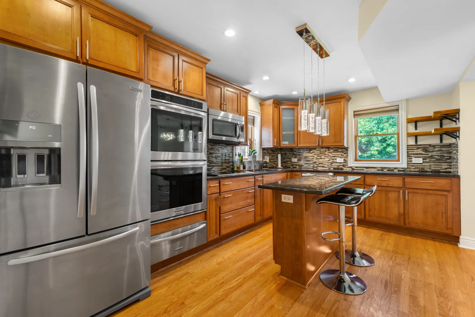641 S 8th Ave, , 60525, USA 60525-La Grange-IL