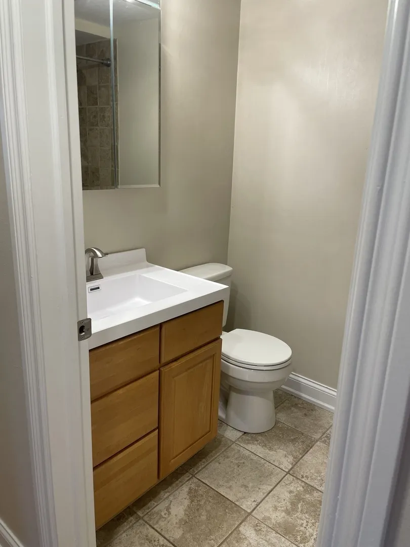 1 N Chestnut Ave, , 60005, USA 60005-unit#2E-Arlington Heights-IL