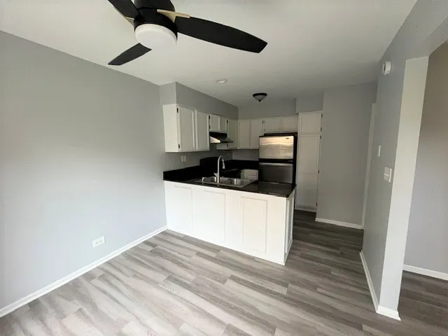 351 S Whispering Hills Dr, , 60540, USA 60540-unit#B-Naperville-IL
