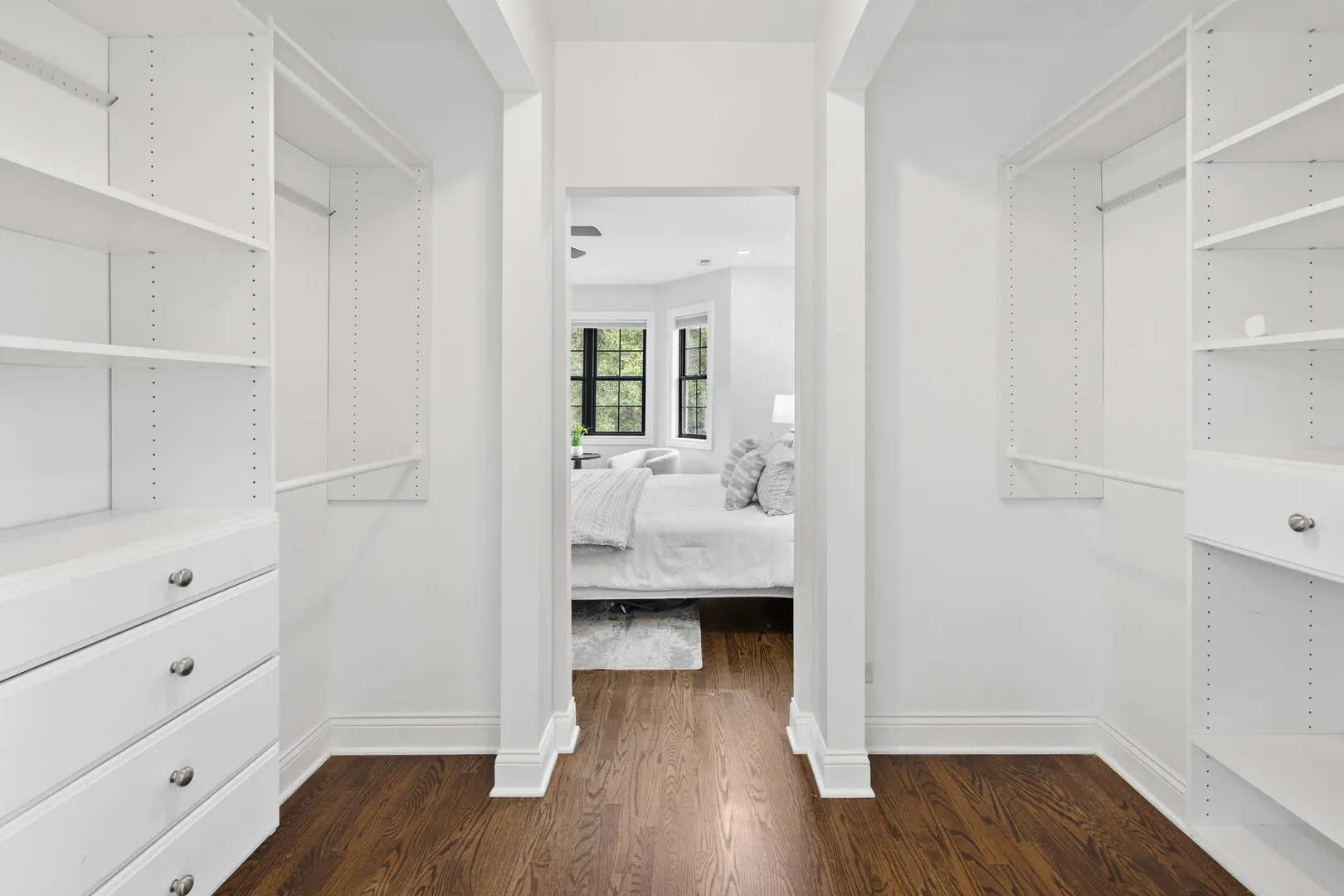 4412 W Bryn Mawr Ave, ,  60646, USA 60646-Chicago-IL