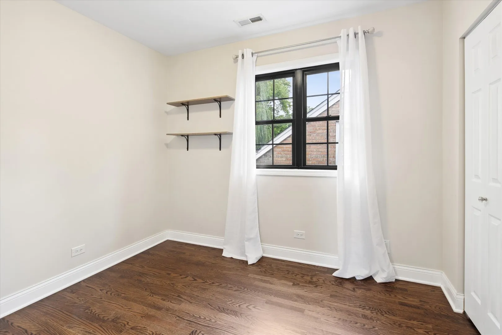 4412 W Bryn Mawr Ave, ,  60646, USA 60646-Chicago-IL