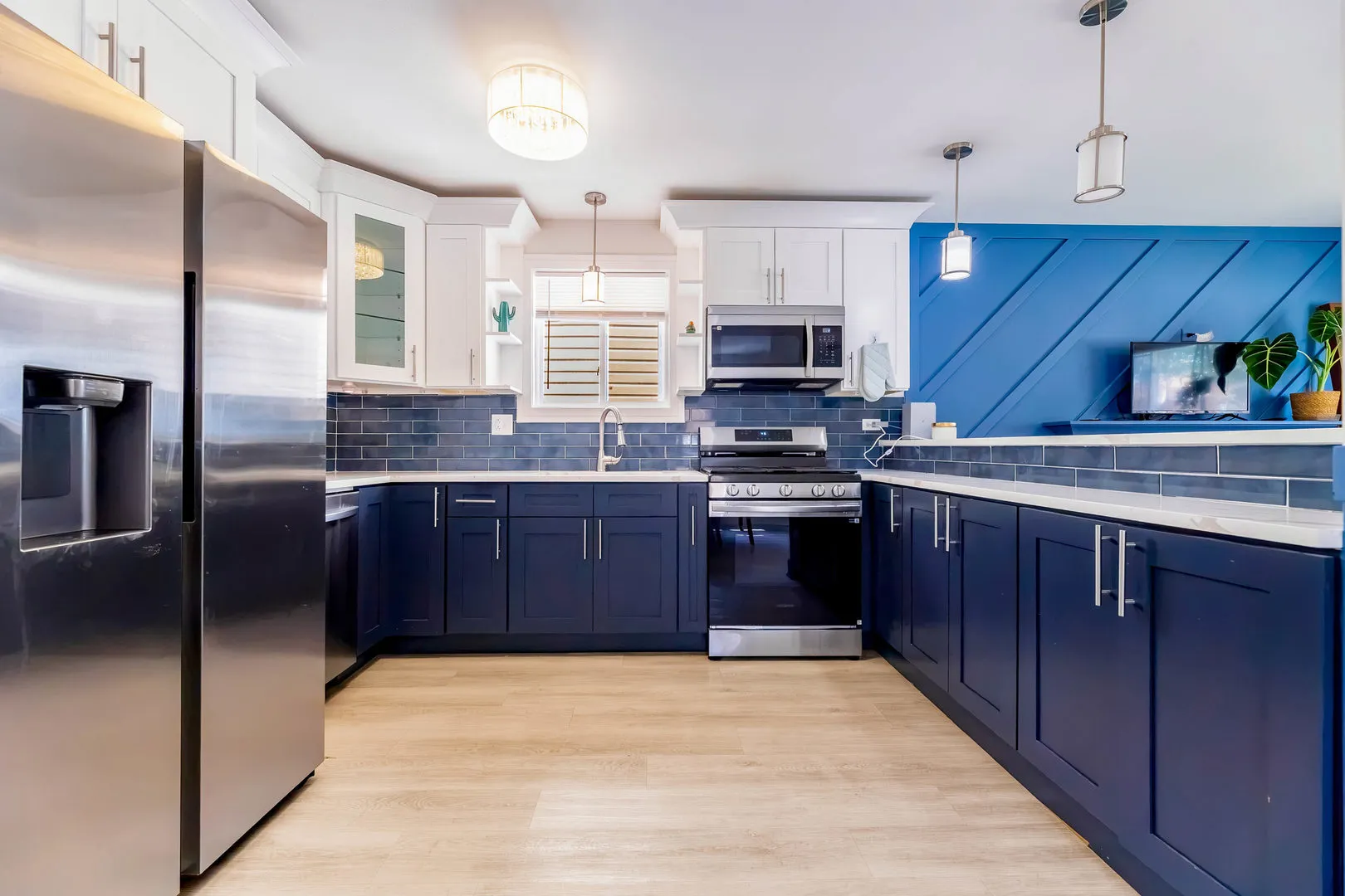 9154 S Luella Ave, ,  60617, USA 60617-Chicago-IL
