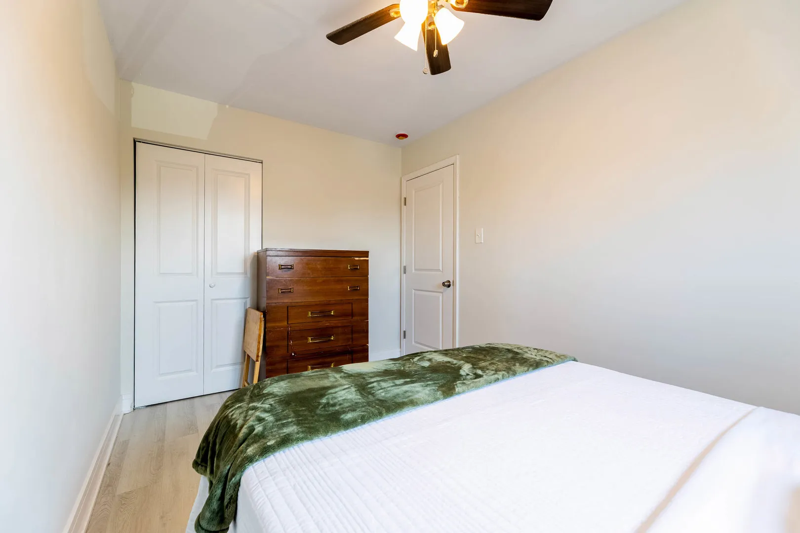 9154 S Luella Ave, ,  60617, USA 60617-Chicago-IL