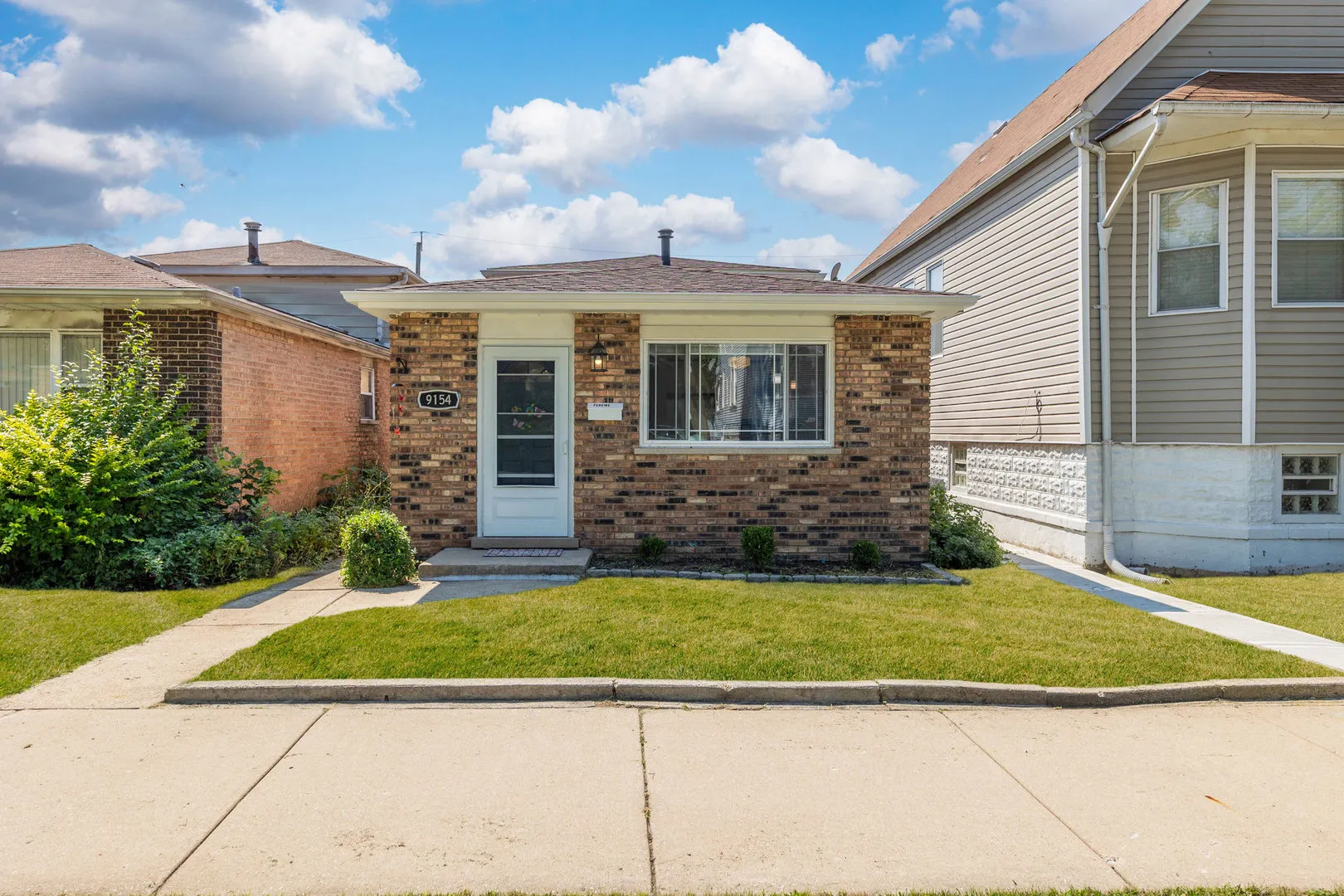 9154 S Luella Ave, ,  60617, USA 60617-Chicago-IL