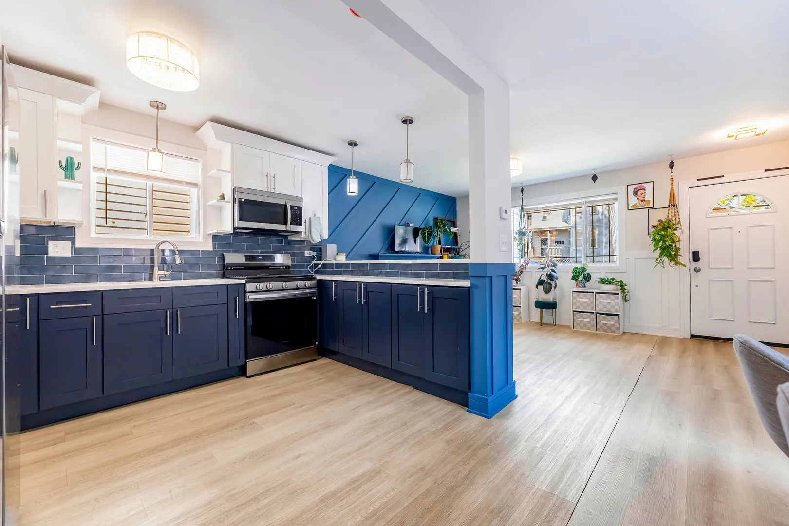 9154 S Luella Ave, ,  60617, USA 60617-Chicago-IL