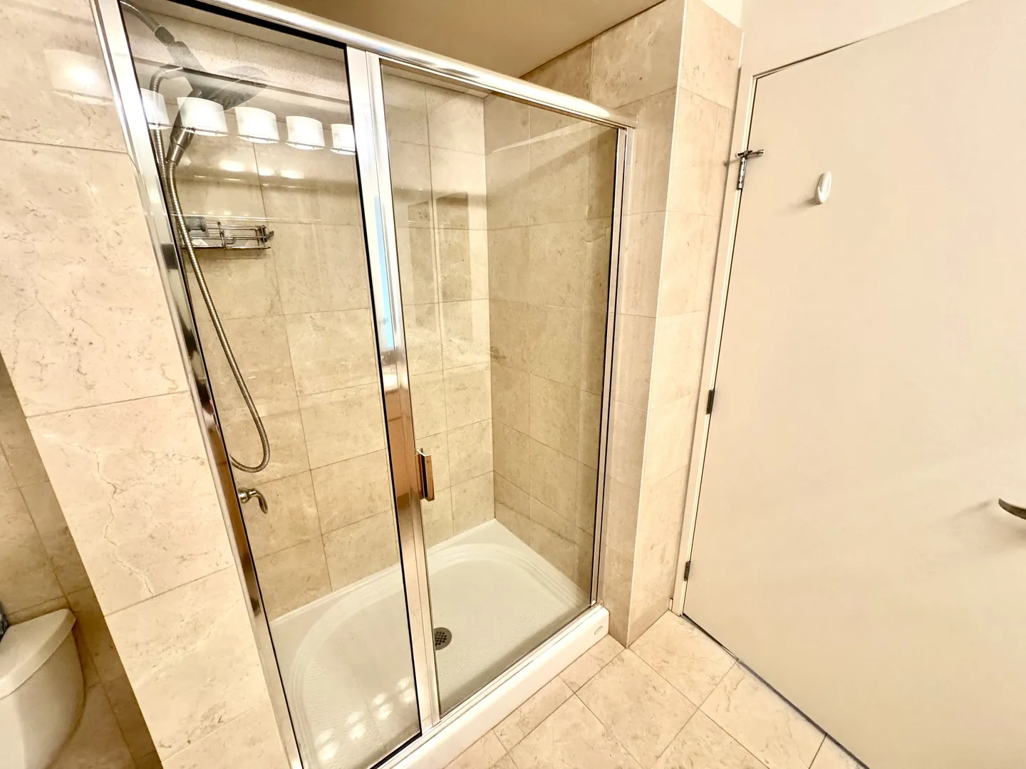 9725 Woods Dr, , 60077, USA 60077-unit#707-Skokie-IL
