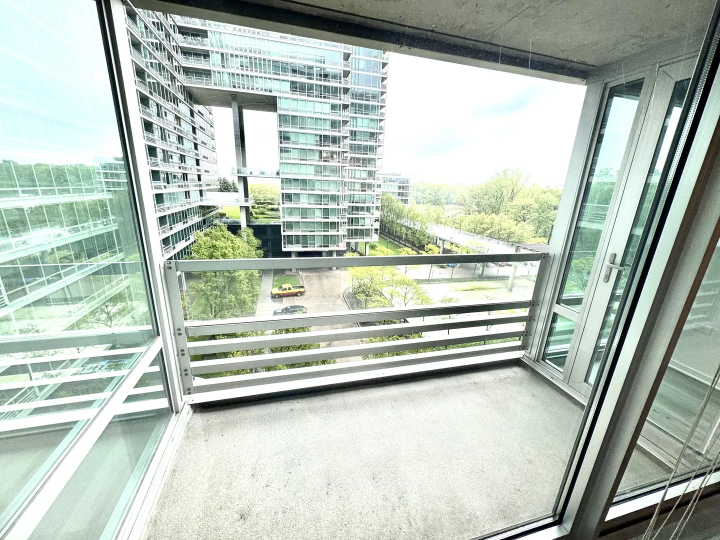 9725 Woods Dr, , 60077, USA 60077-unit#707-Skokie-IL