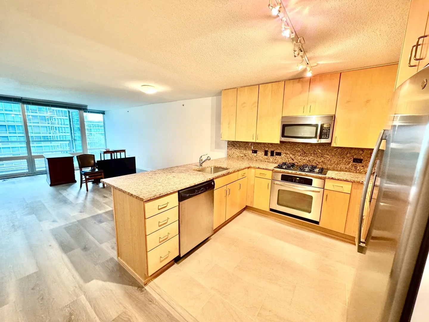 9725 Woods Dr, , 60077, USA 60077-unit#707-Skokie-IL
