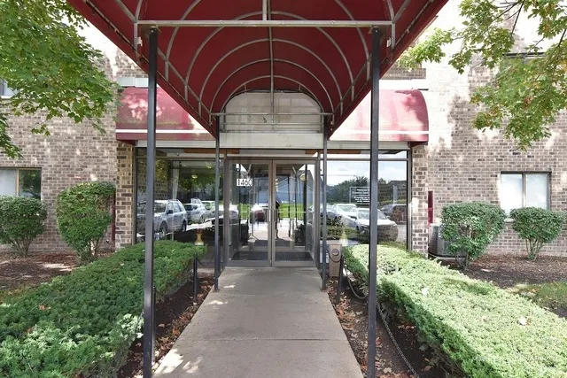 1460 Fairlane Dr, , 60193, USA 60193-unit#324-Schaumburg-IL