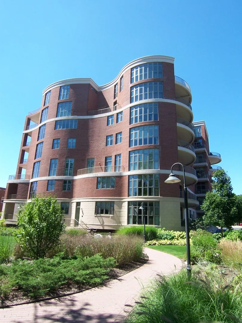520 S Washington St, , 60540, USA 60540-unit#PH3-Naperville-IL
