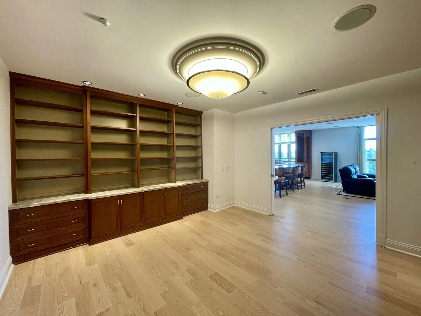 520 S Washington St, , 60540, USA 60540-unit#PH3-Naperville-IL