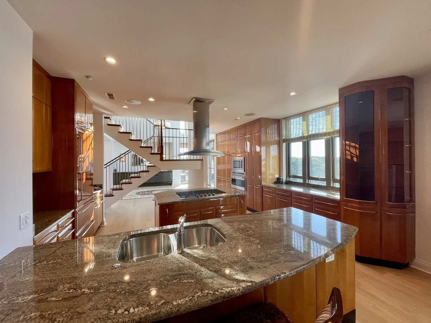 520 S Washington St, , 60540, USA 60540-unit#PH3-Naperville-IL