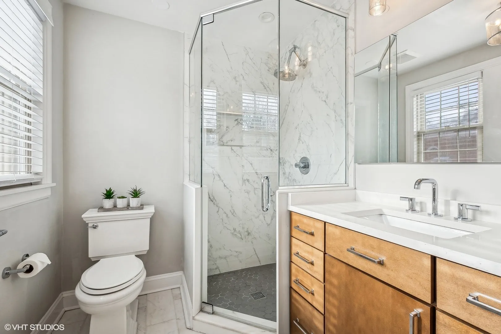 1754 Grove St, ,  60025, USA 60025-Glenview-IL