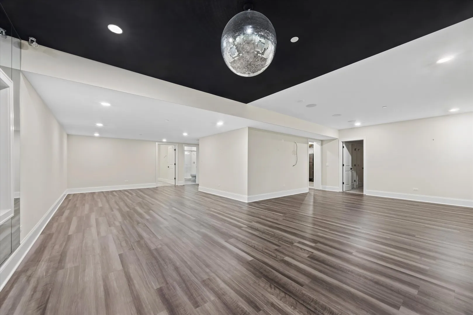 1137 Hickory Dr, ,  60558, USA 60558-Western Springs-IL