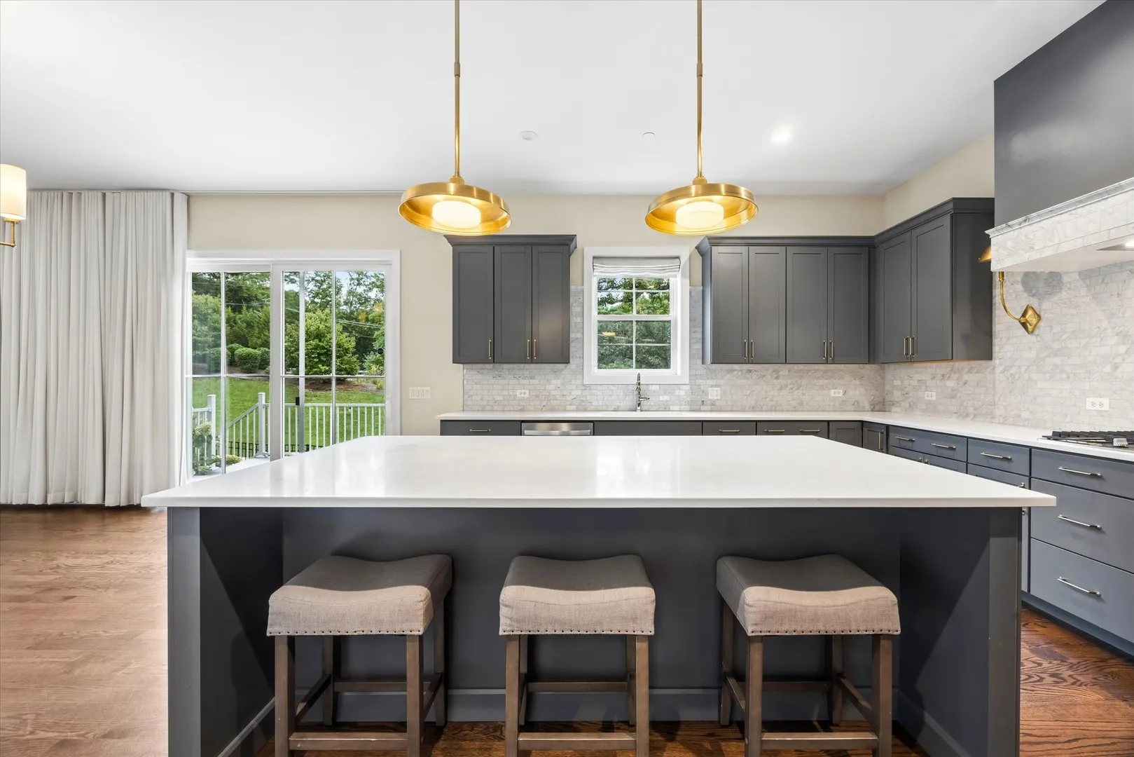 1137 Hickory Dr, ,  60558, USA 60558-Western Springs-IL