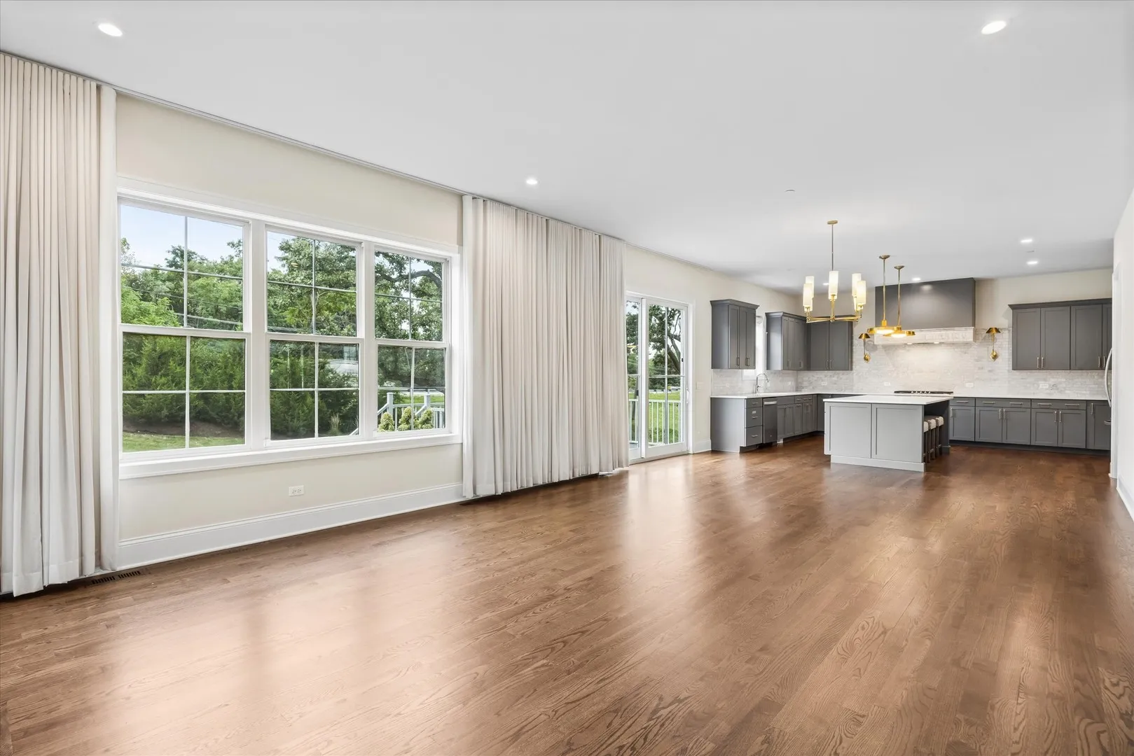 1137 Hickory Dr, ,  60558, USA 60558-Western Springs-IL